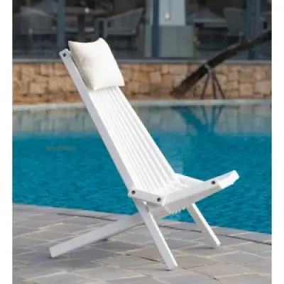 Vit solstol i trä med nackkudde - Lounge för altan&trädgård + Textilimpregnering för utemöbler