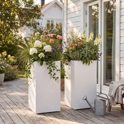 Hög blomlåda 30×30×60 cm i galvaniserat stål | Vit