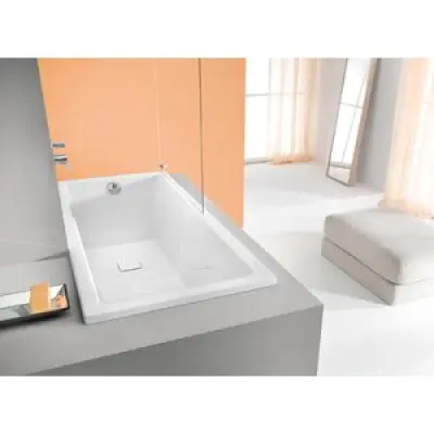 Badkar Rektangulär med duschzon för inbyggnad