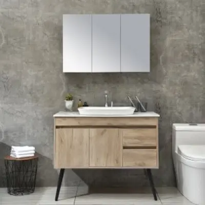 Badrumsmöbler Melina - Ljus träimitation + Toalettpappershållare