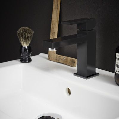 INR STRICT Tvättställsblandare Svartlackerad Krom.