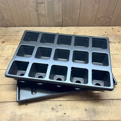 Pluggbrätte 15 celler + bevattningsbricka