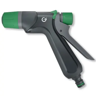 Spraypistol med kraftfull jetstråle för effektiv rengöring och bevattning. Ergonomisk och kompatibel med flera bevattningssystem.