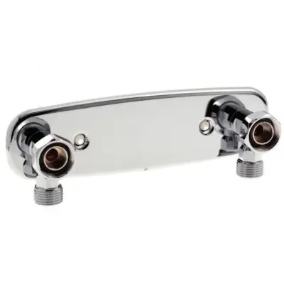 Blandarfäste Trio Perfekta För Utanpåliggande Rördragning