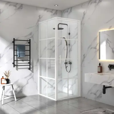 Duschhörna med vita profiler | 6mm säkerhetsglas