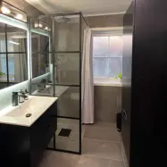 Duschvägg 80x210cm | 6mm säkerhetsglas | Svarta profiler