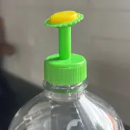 Stril till petflaska grön, mjuk dusch för frösådder och små plantor passar vissa PET-flaskor