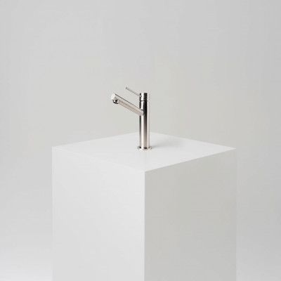 Tvättställsblandare INR by Scandtap Vector Mid