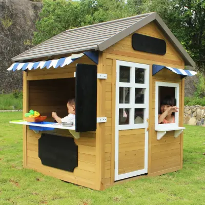 Lekstuga i trä 1,5m² med kök/café | Komplett byggsats