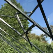 Automatisk fönsteröppnare för växthus