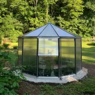 Ringo 7,6 kvm Glas, alu, Litet växthus, 7,6 kvm, Aluminiumstomme, Svängdörr, Ventilationsfönster